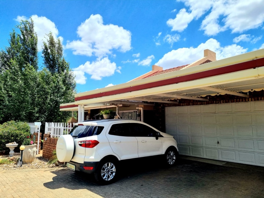 3 Bedroom Property for Sale in Camelot Northern Cape